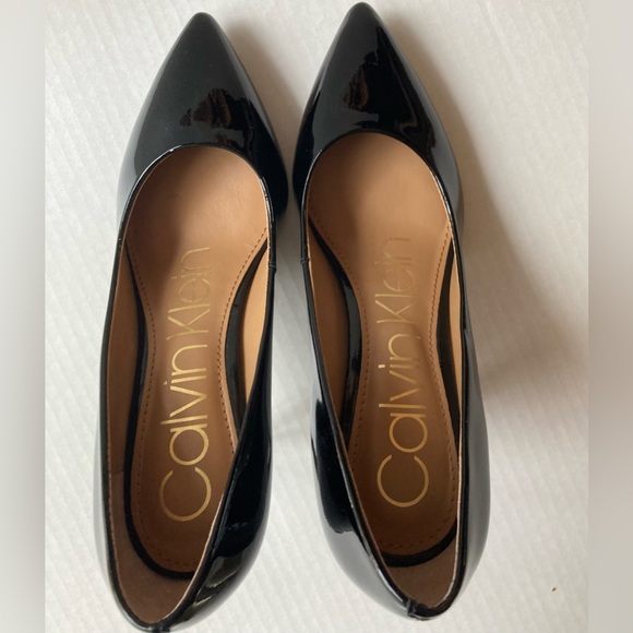 Calvin Klein gayle pointy toe stiletto pumps New - Picture 4 of 10